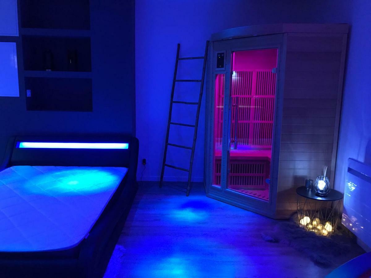 Sweet Love Romantique By Locationslepuyenvelay Le Puy-en-Velay Luaran gambar