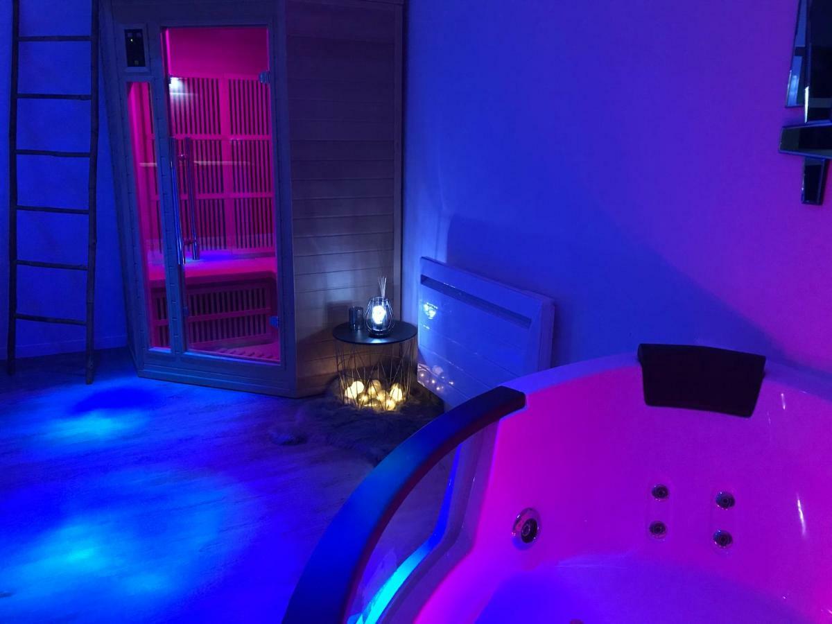 Sweet Love Romantique By Locationslepuyenvelay Le Puy-en-Velay Luaran gambar